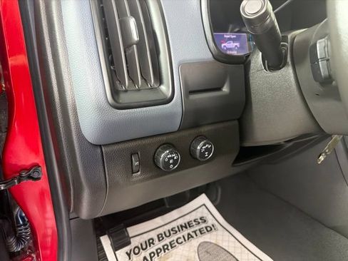 Used 2021 Chevrolet Colorado Z71 AWD/4WD image 14