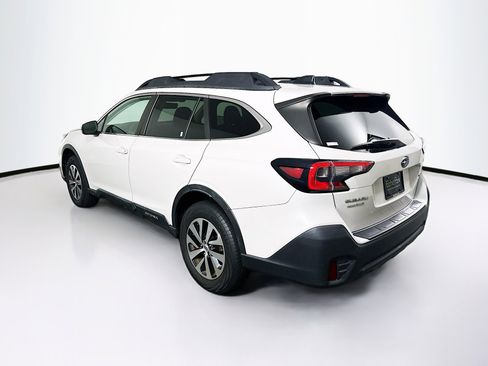 Used 2021 Subaru Outback Premium image 5