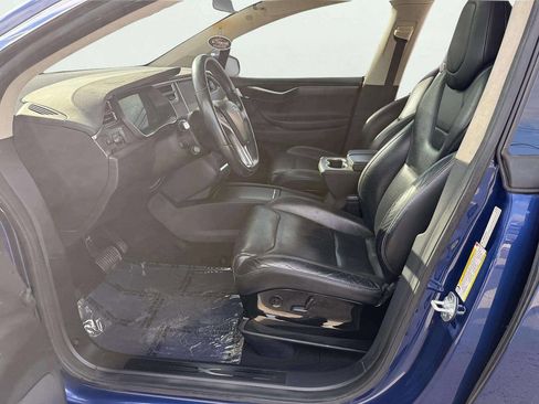 Used 2016 Tesla Model X 75D image 12