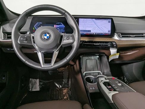 Used 2025 BMW X1 xDrive28i w/ Convenience Package AWD/4WD image 18
