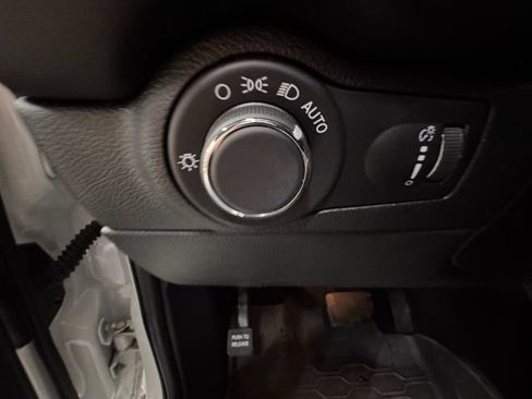Used 2024 Dodge Durango SRT w/ Black Package AWD/4WD image 26
