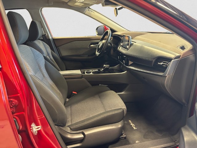 Used 2021 Nissan Rogue SV AWD/4WD image 15