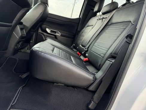 Used 2024 Ford Ranger Lariat w/ FX4 Off-Road Package image 10