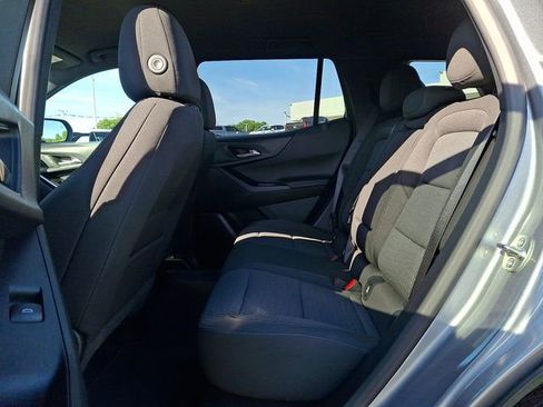 Used 2026 Chevrolet Equinox LT FWD image 10