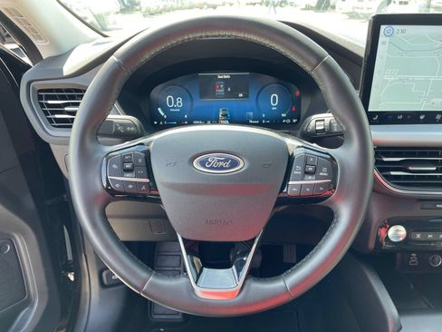 Used 2024 Ford Escape Platinum AWD/4WD image 26