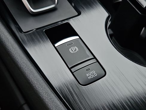Certified 2023 Nissan Rogue SV AWD/4WD image 22