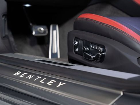 Used 2023 Bentley Continental GT Speed image 31