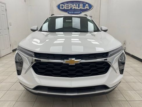 New 2026 Chevrolet Trax LT w/ Driver Confidence Package FWD image 14