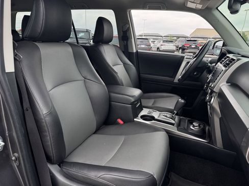 Used 2023 Toyota 4Runner SR5 Premium w/ SR5 Premium Package image 27