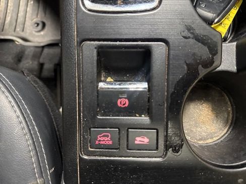 Used 2019 Subaru Outback 2.5i Limited w/ Popular Package #2 image 11