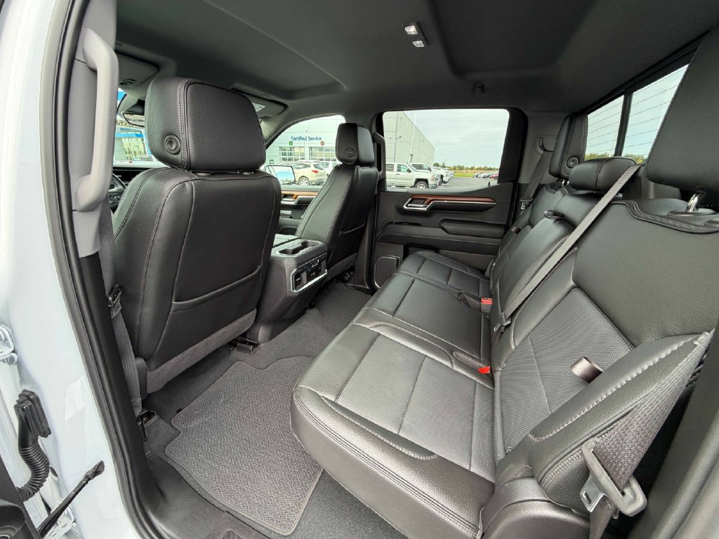 Used 2022 GMC Sierra 1500 Denali w/ Technology Package AWD/4WD image 20