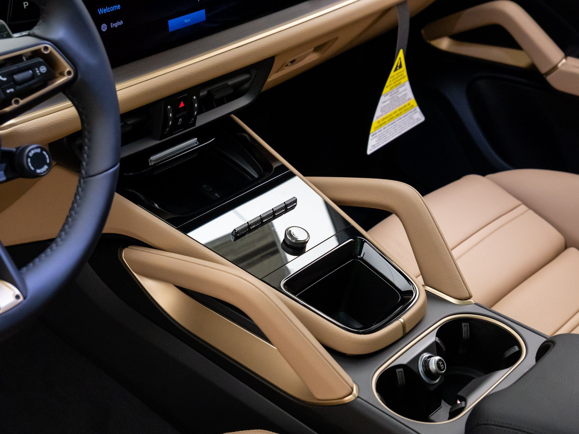 Certified 2026 Porsche Cayenne AWD/4WD image 13