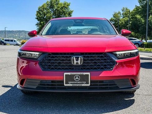 Used 2024 Honda Accord EX image 4