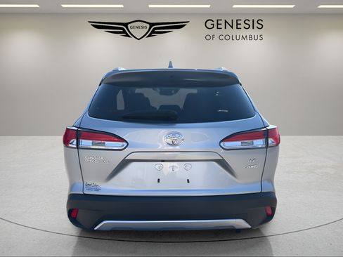 Used 2023 Toyota Corolla Cross LE AWD/4WD image 4