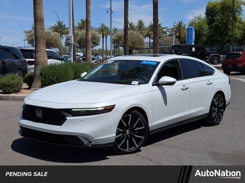 Certified 2025 Honda Accord Touring image 1