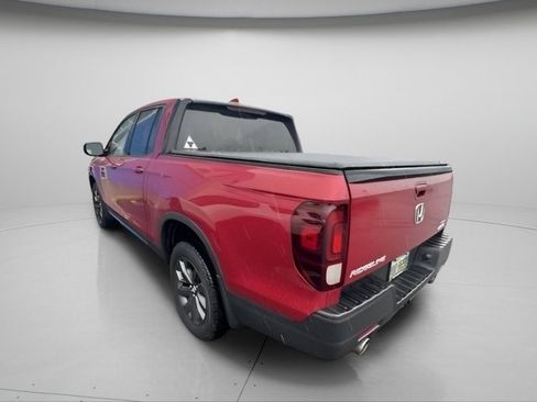 Used 2023 Honda Ridgeline Sport image 2