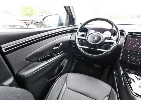 Certified 2023 Hyundai Tucson Limited FWD image 10