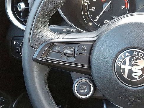 Used 2023 Alfa Romeo Giulia Ti image 25