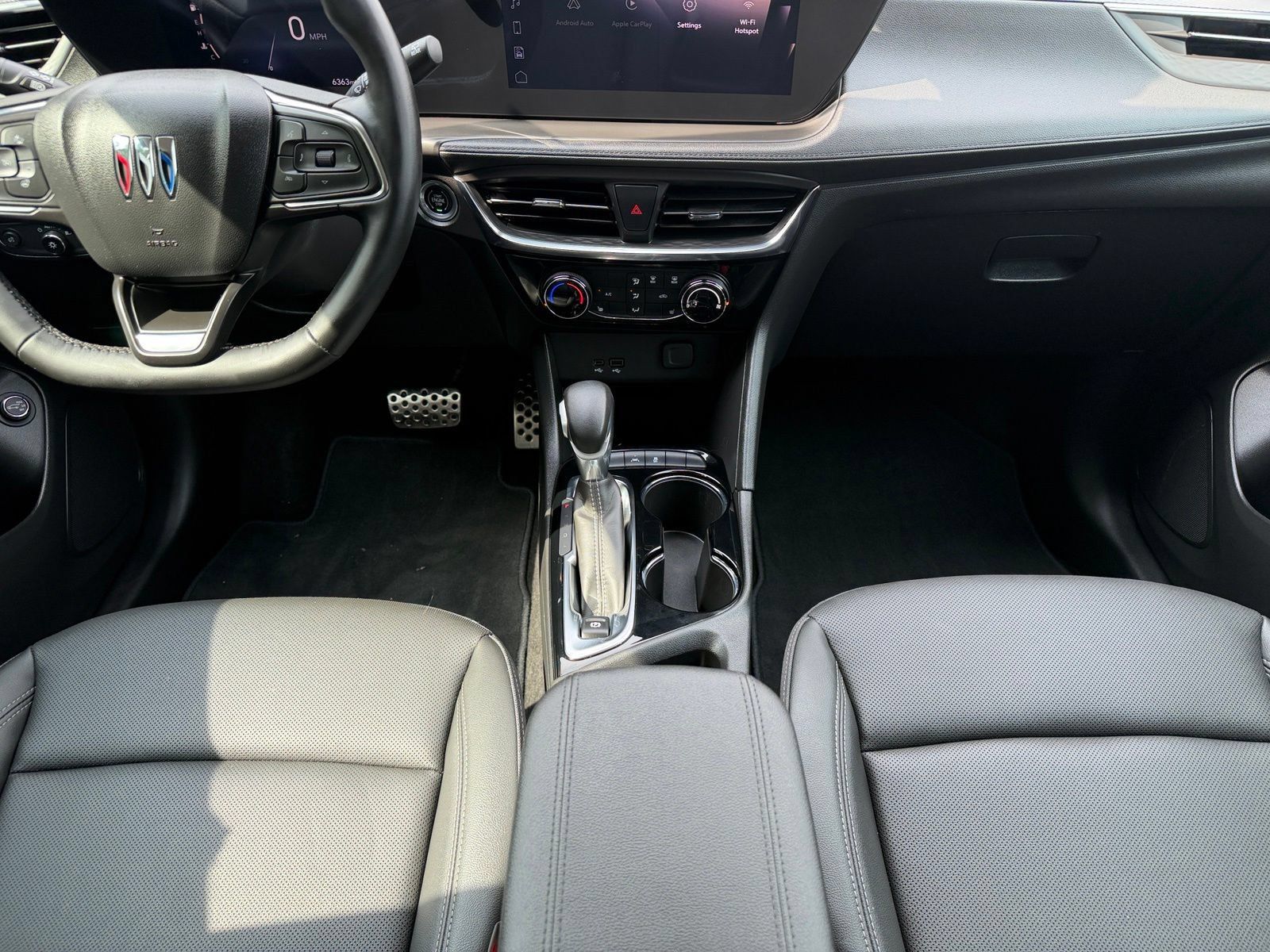 Used 2024 Buick Encore GX Sport Touring w/ Comfort Package FWD image 18