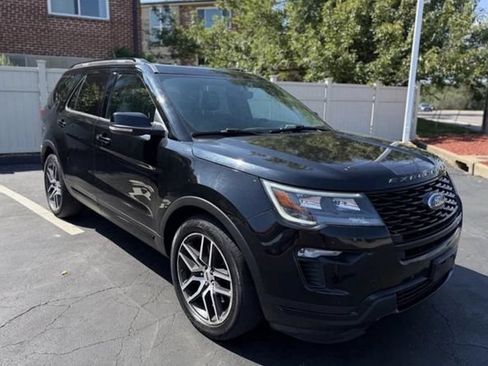 Used 2018 Ford Explorer Sport AWD/4WD image 2