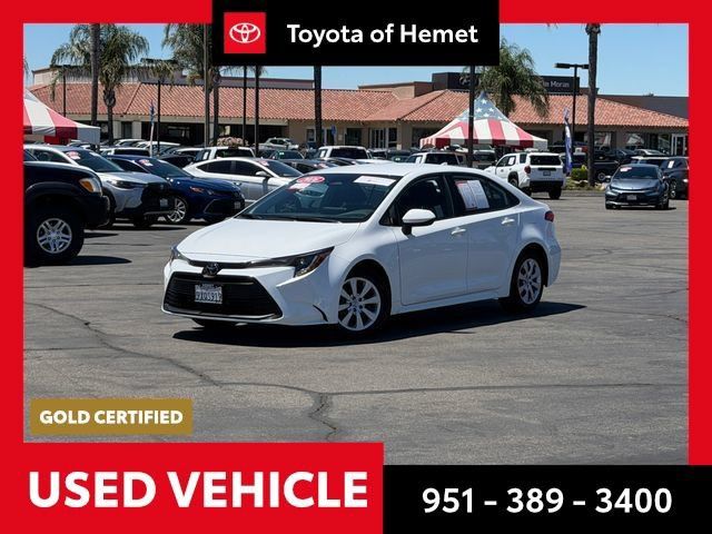 Used 2026 Toyota Corolla LE FWD image 1
