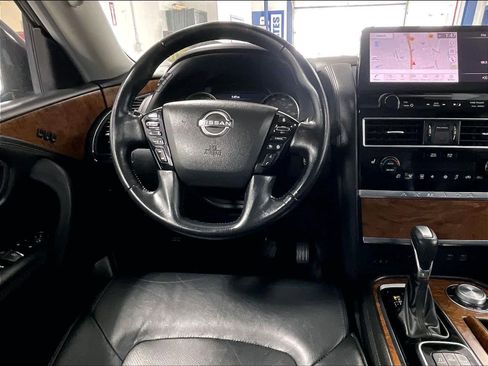 Used 2024 Nissan Armada SL image 17