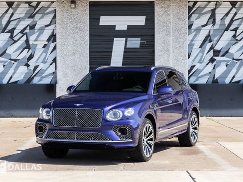 Used 2023 Bentley Bentayga image 5