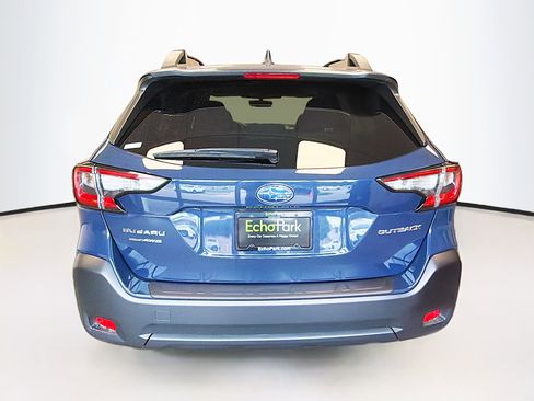 Used 2025 Subaru Outback Premium w/ Popular Package #1 AWD/4WD image 7