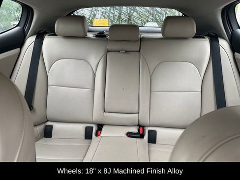 Used 2019 Kia Stinger RWD image 32