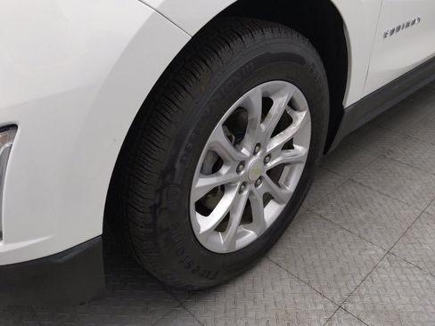 Used 2018 Chevrolet Equinox LT image 31