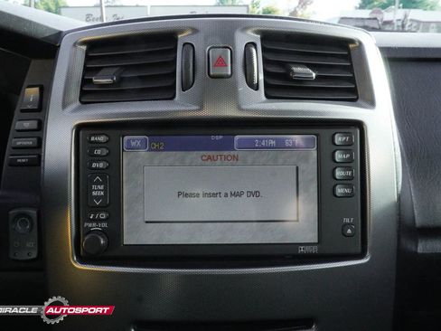 Used 2005 Cadillac XLR image 36