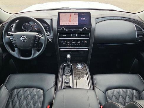 Used 2024 Nissan Armada Platinum w/ Captain's Chairs Package image 21