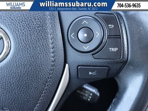 Used 2017 Toyota RAV4 XLE FWD image 23