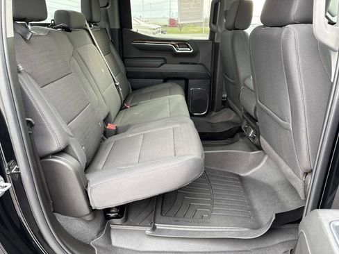 Used 2024 Chevrolet Silverado 1500 LT image 19