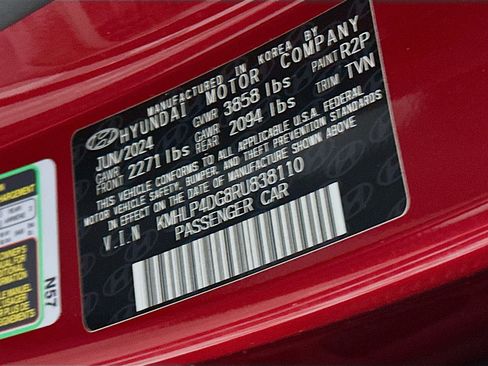 Used 2024 Hyundai Elantra Limited image 12