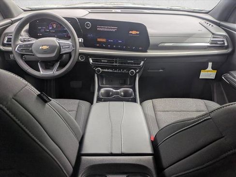 New 2026 Chevrolet Traverse LT image 17