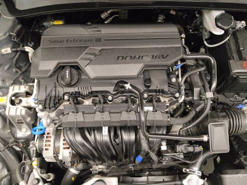 Used 2025 Hyundai Elantra Sport w/ Cargo Package FWD image 30