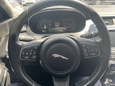 Used 2018 Jaguar E-PACE SE AWD/4WD image 12