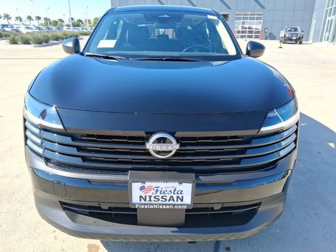 New 2026 Nissan Kicks S image 2