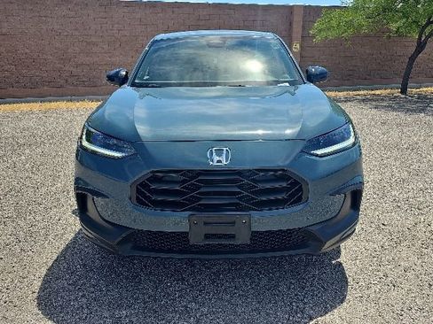 Used 2025 Honda HR-V Sport image 2