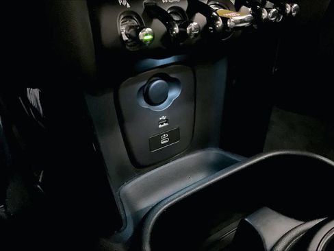 Used 2023 MINI Cooper SE image 35
