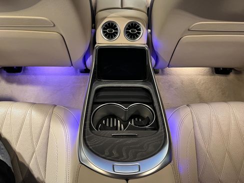 Used 2019 Mercedes-Benz AMG GT 63 image 30