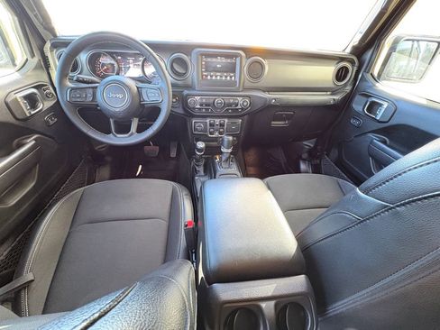 Used 2023 Jeep Gladiator Sport S image 20