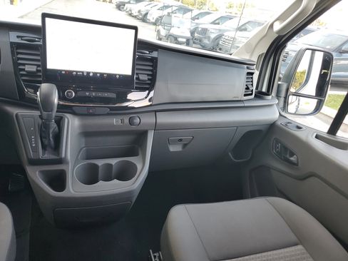 Used 2023 Ford Transit 350 XLT image 19