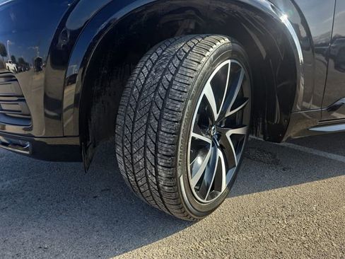 Used 2020 Volvo XC90 T6 Momentum image 34