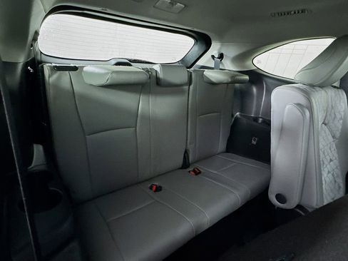 Used 2023 Toyota Highlander Bronze Edition image 30