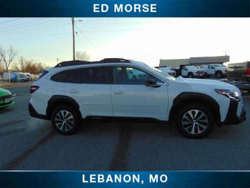 Used 2025 Subaru Outback Premium w/ Popular Package #1A image 5