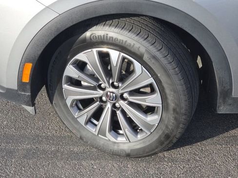 Certified 2024 Buick Envision Preferred image 23