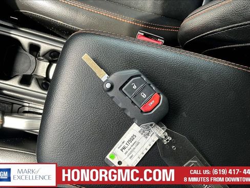Used 2022 Jeep Gladiator Mojave w/ Trailer Tow Package AWD/4WD image 35