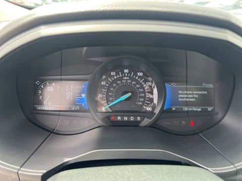 Used 2022 Ford Edge Titanium w/ Class II Trailer Tow Package image 12